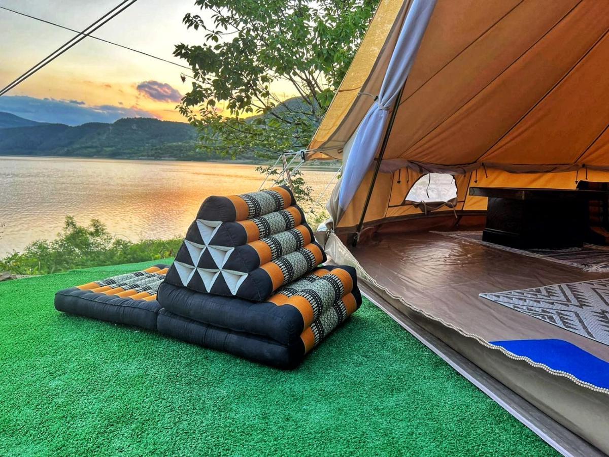 Luxury tent Lakeview Glamping